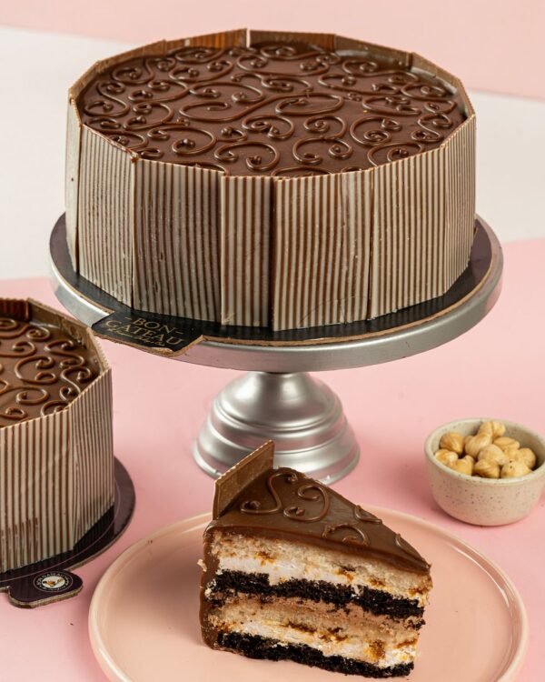 Chocolate Praline Cake
