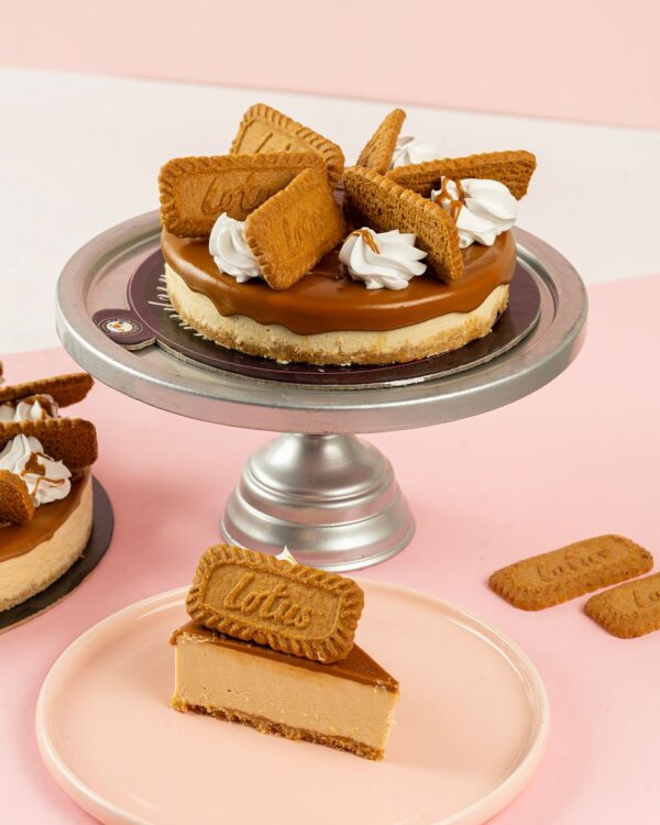 Lotus Biscoff Cake